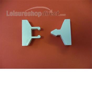 W4 Plastic door retainer