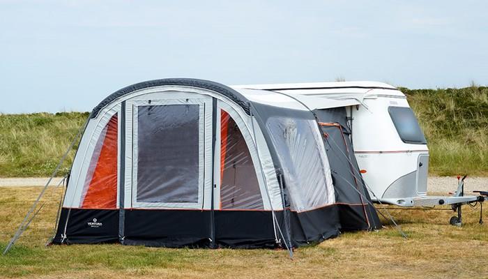 The Isabella Ventura Simplex Air Awning has a very sporty look.