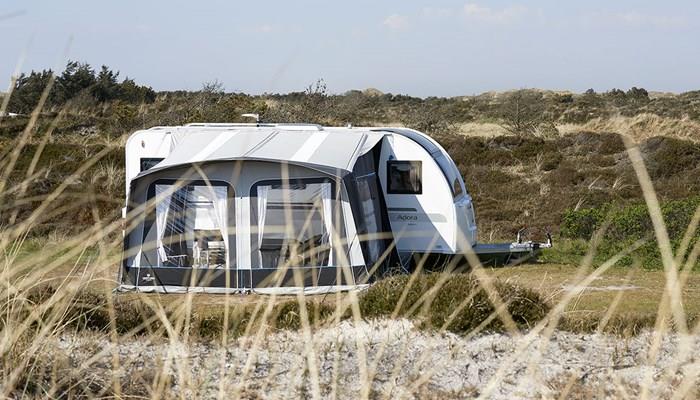 Pitch-up in beautiful places with the Isabella Venture Trinus Air Awning.