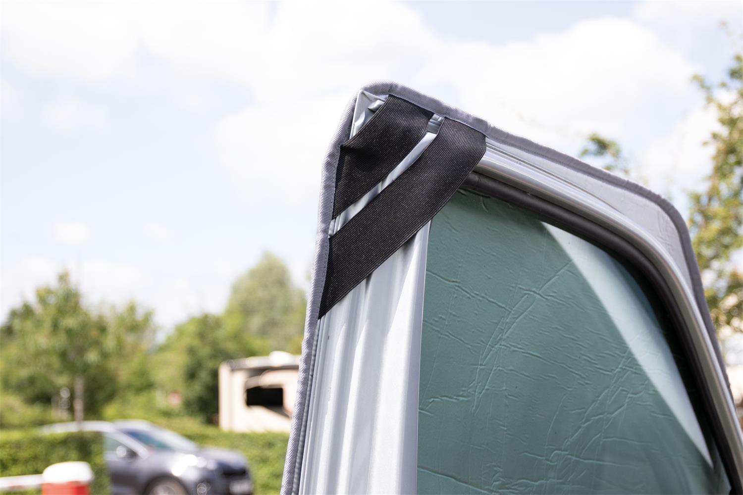 Maypole External Blackout Screen For VW T5/T6 Campervans Motorhome