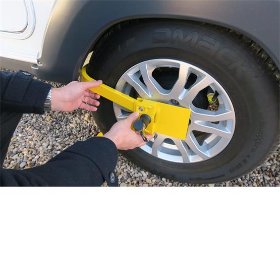 Milenco Lightweight Wheelclamp for 8" - 10" wheels image 3