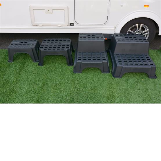 Milenco MGI Giant Double Extrasafe Caravan Step image 7