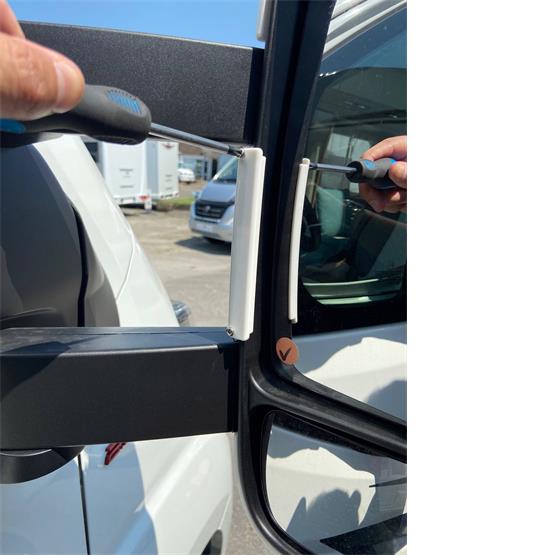 Milenco Mirror Protectors Black Short Arm Pair image 7