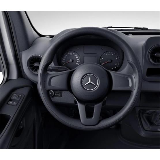 Remifront 4 Mercedes Sprinter VS30 >2019 Side window image 4