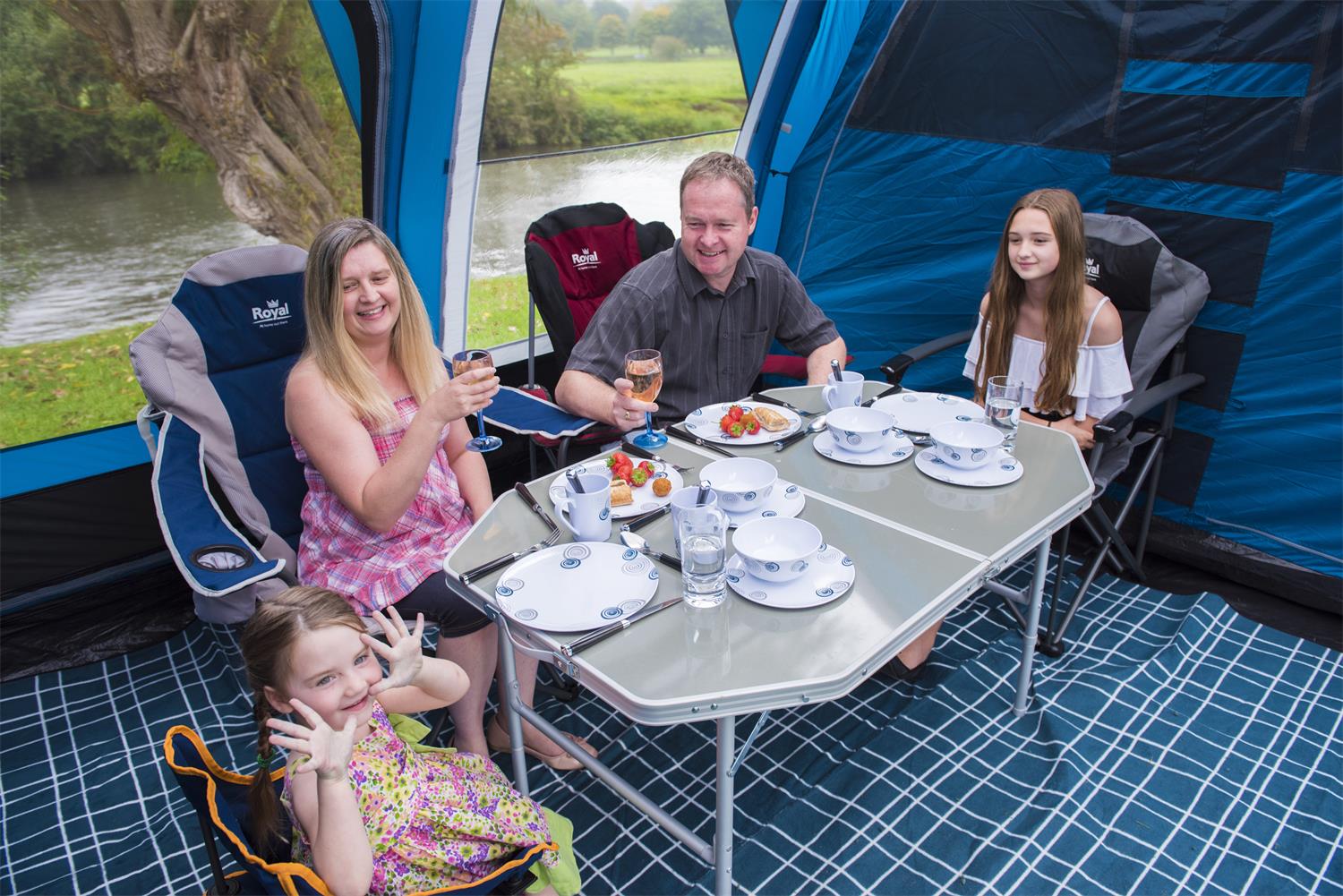 Royal Leisure Buckland 8 Berth Poled Tent Family Tents