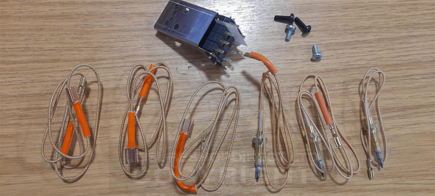 Thetford complete set of thermocouples and lid switch Thetford Code