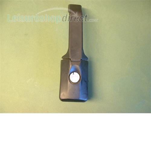 Vertical door handle for motorhomes