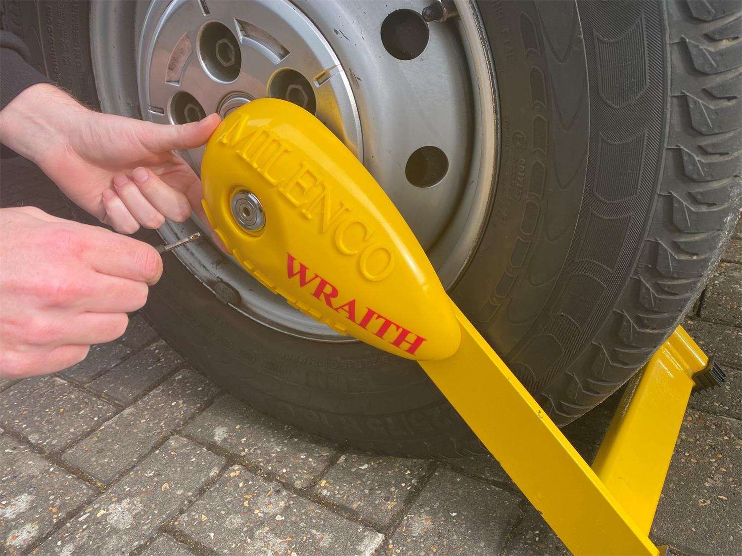 Milenco Wraith 2 Wheel Lock (for Motorhomes) Milenco Code 6941 Wheelclamps