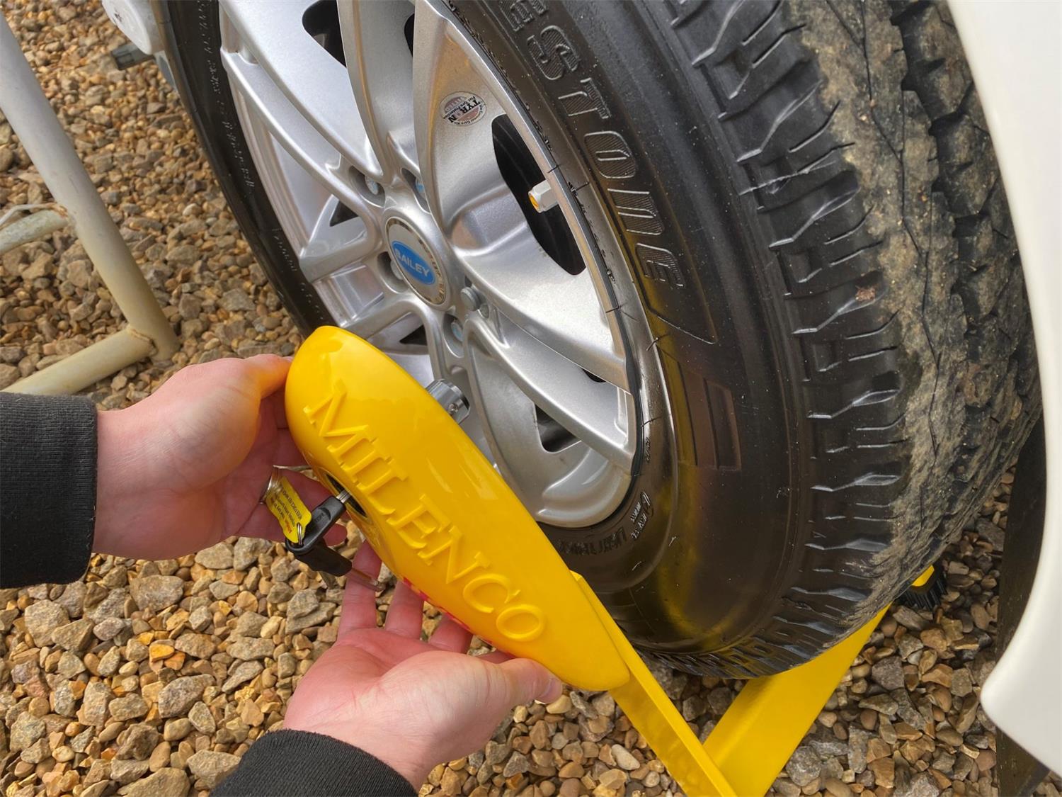 Milenco Wraith 2 Wheel Lock (for Motorhomes) Milenco Code 6941 Wheelclamps