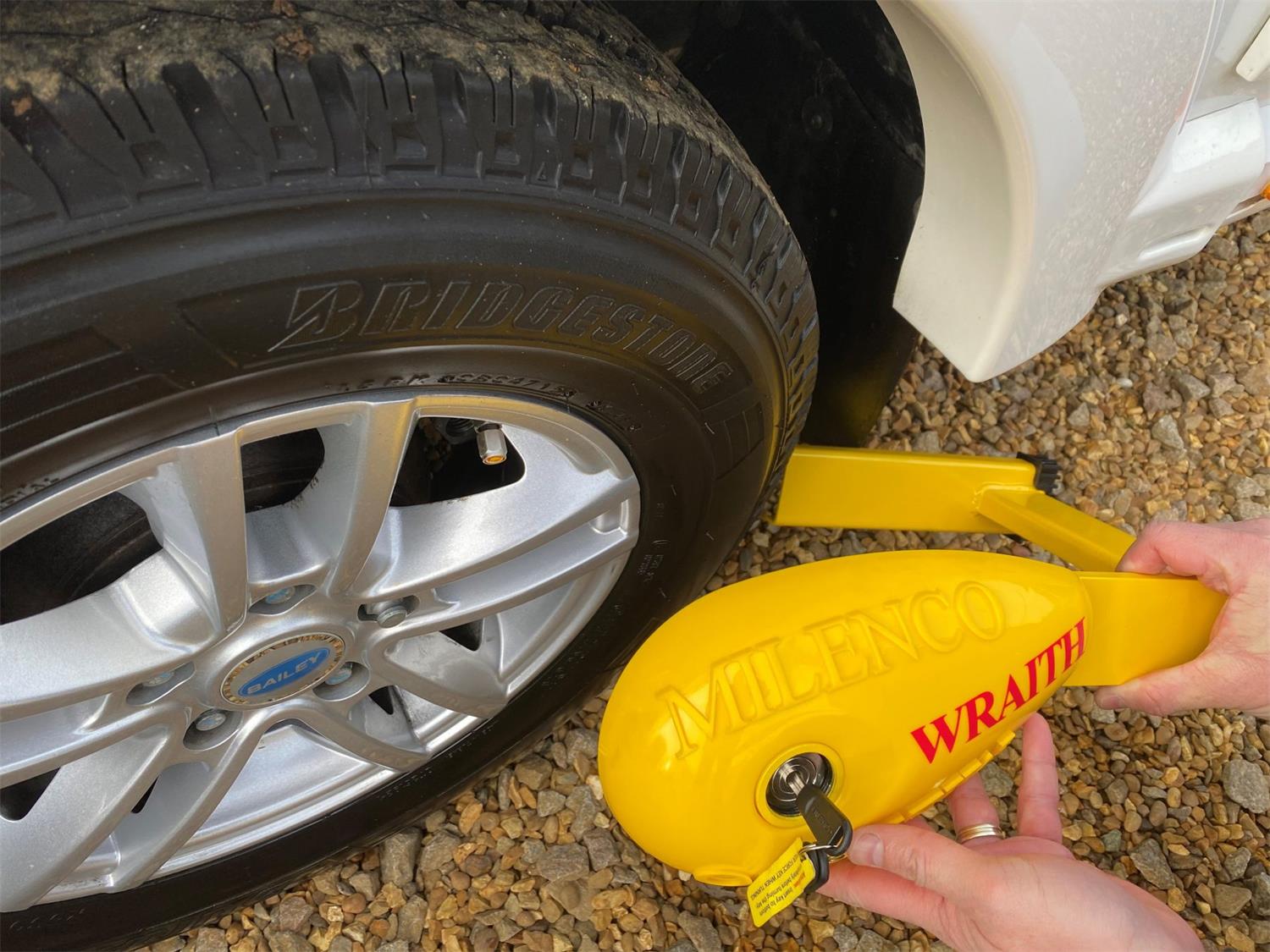 Milenco Wraith 2 Wheel Lock (for Motorhomes) Milenco Code 6941