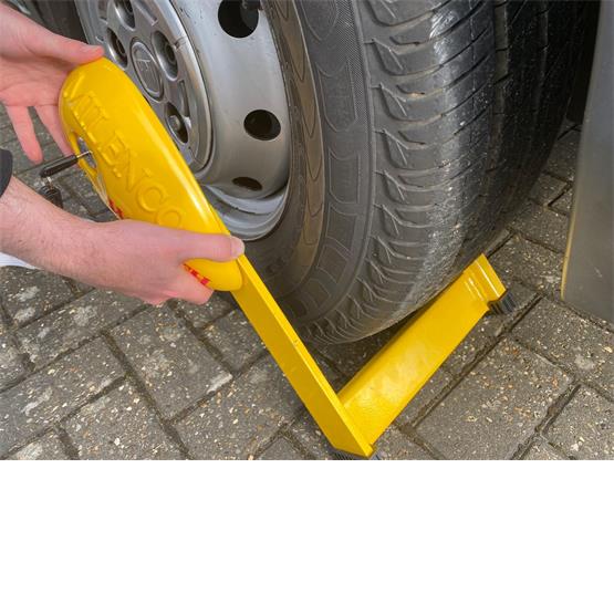 Milenco Wraith 2 Wheel Lock (for Motorhomes) Milenco Code 6941 Wheelclamps