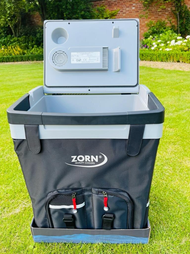 Zorn ZSC 32. 12V/230V 30 Litre Soft Sided Cool Box Camping coolbox