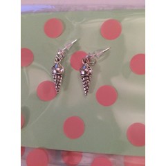 cute stud style ice cream earrings great christmas/ birthday caravan gift