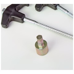 Drill adaptor for screw type pegs