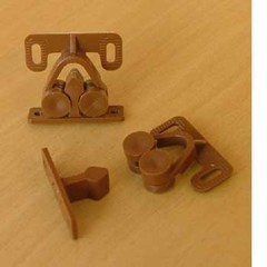 Double Roller Catch - brown
