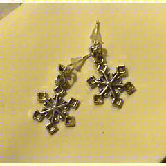 Christmas Snowflake earrings lovely stocking filler