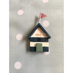 Shoeless Joe beach hut magnet (4)