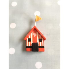 Shoeless Joe beach hut magnet (5)