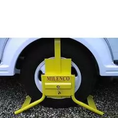 Milenco Caravan Wheelclamp (Wheels and Caravan 15) C14