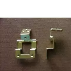 Double cranked cabinet hinge