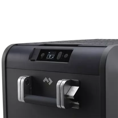 Experience Unrivaled Cooling Control with the Dual Zone Portable Fridge Freezer