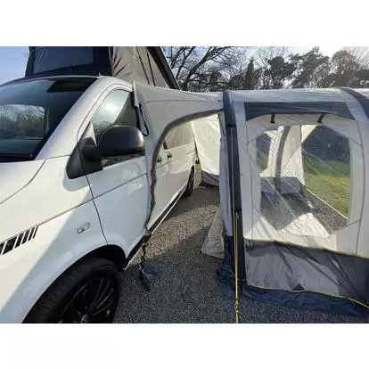 Tenda da sole motorizzata: una scelta funzionale per la tua casa