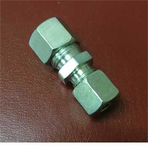 Reducing straight coupling 10mm to 8mm image 1
