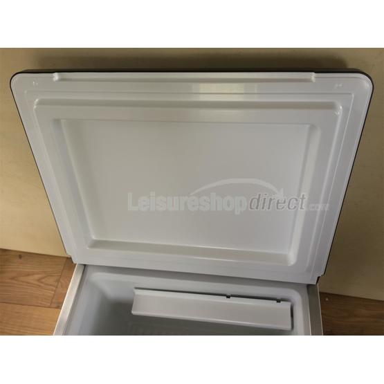 Dometic ACX3 40 Combicool Coolbox (12V/240V/Gas) image 9
