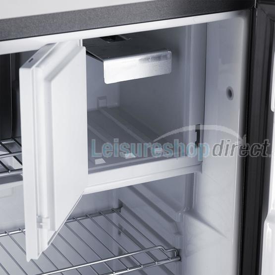 Dometic RM5330 Fridge image 3