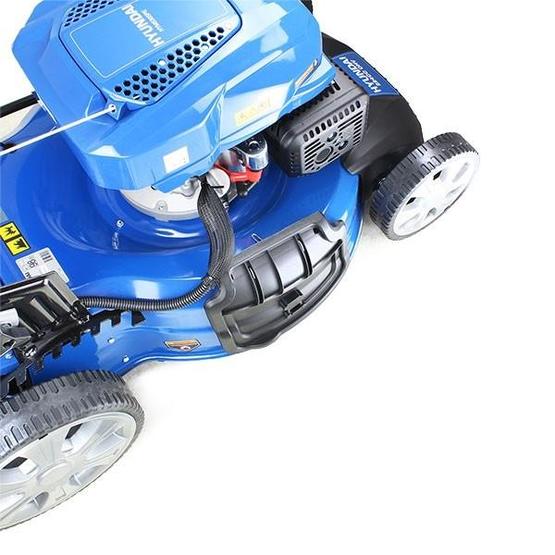 Hyundai HYM530SPE Self-Propelled Petrol Lawn Mower, (rear wheel drive), 21”/530mm Cut Width, Electric (push button) Start With Pull-Cord Back -Up image 6