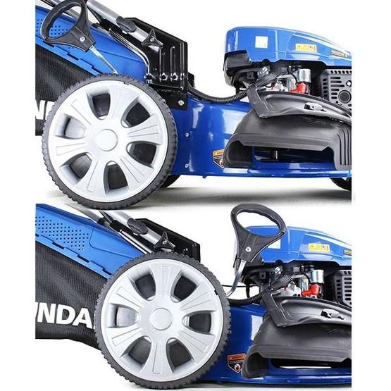 Hyundai HYM530SPE Self-Propelled Petrol Lawn Mower, (rear wheel drive), 21”/530mm Cut Width, Electric (push button) Start With Pull-Cord Back -Up image 4