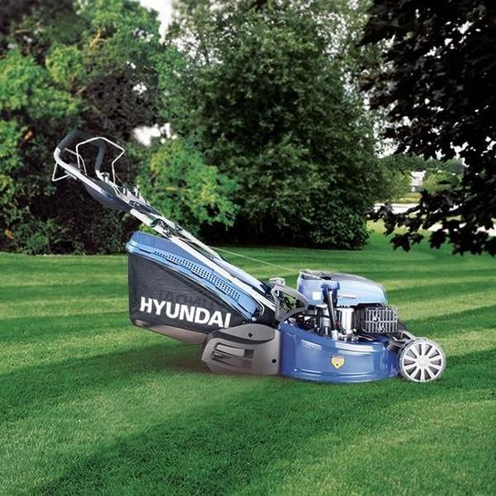 Hyundai HYM530SPER 21" 525mm Self Propelled Electric Start 173cc Petrol Roller Lawn Mower image 26