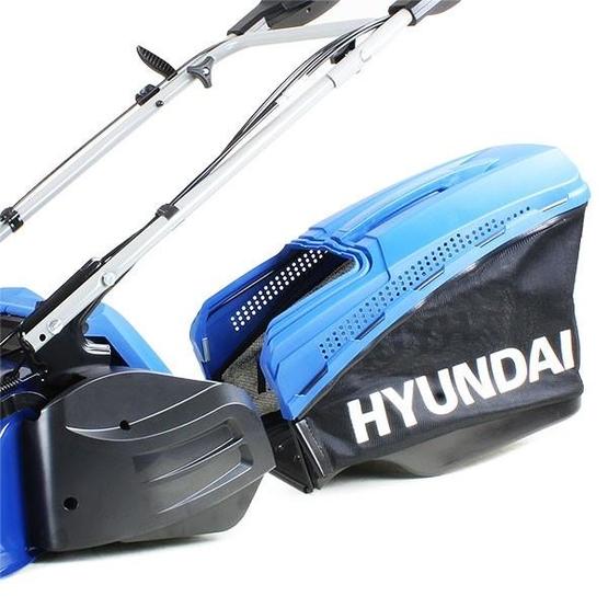 Hyundai HYM530SPR 21" 530mm Self Propelled 196cc Petrol Rear Roller Lawn Mower image 10