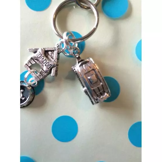 Keyring for all caravanners who also love dogs! Key ring with caravan, top dog bowl and kennel charms great christmas/ birthday gift image 4