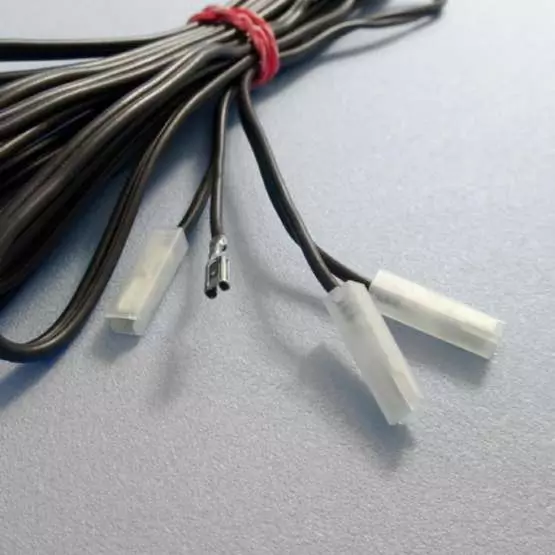 4m Cable for Room Sensor - Trumatic C Series & Truma Combi Boilers image 3