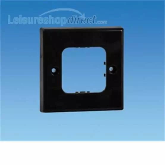 C-Line Adaptor Plate for traditional backboxes image 1