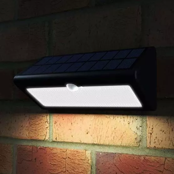 AG Eco Wedge Pro Solar Security Light image 3