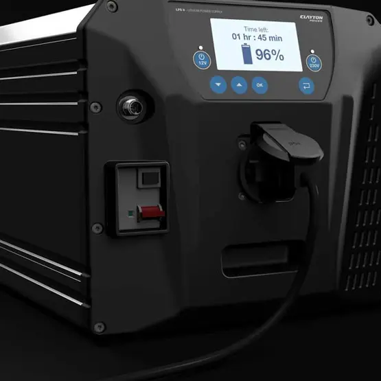 Clayton Power 230V output Schuko plug