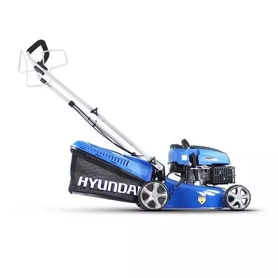 Hyundai HYM430SP Self Propelled 17" 139cc Petrol Lawn Mower Lightweight Lawnmower image 3