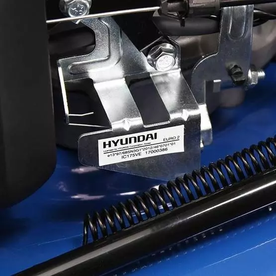 Hyundai HYM430SP Self Propelled 17" 139cc Petrol Lawn Mower Lightweight Lawnmower image 21