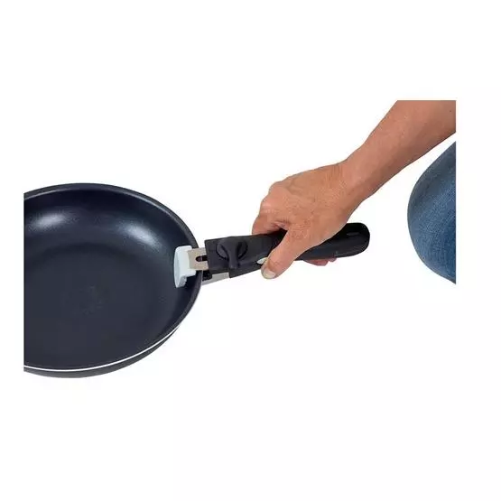 Isabella Stackable pot and frying pan set image 12