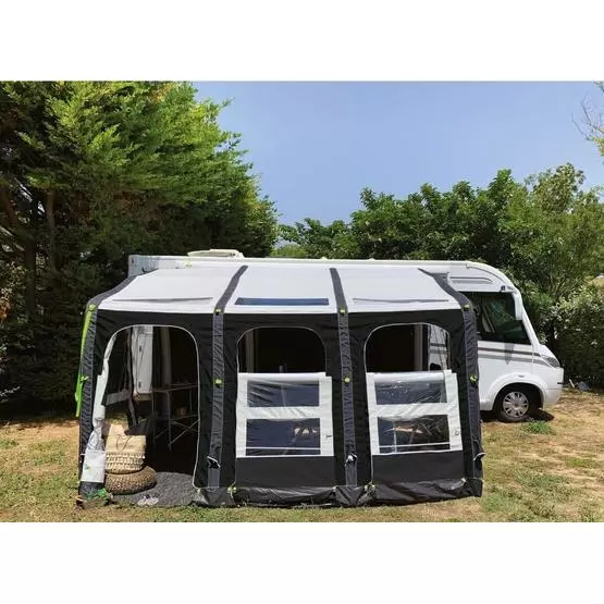 Summerline Liberty Air Driveaway Awning image 1