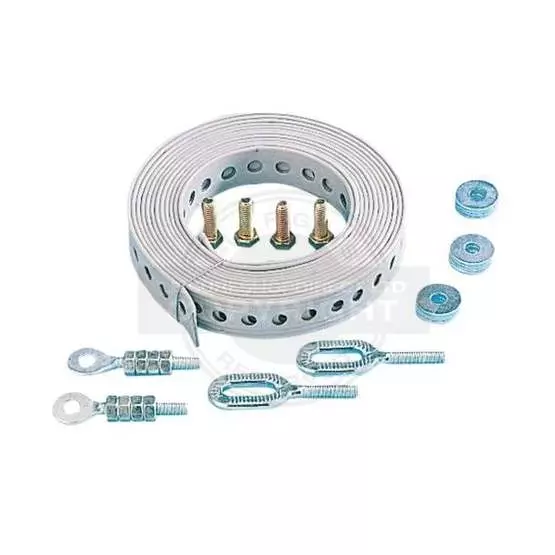 Universal Water Tank Mounting Kit image 1