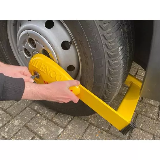 Milenco Wraith 2 Wheel Lock (for Motorhomes) Milenco Code 6941